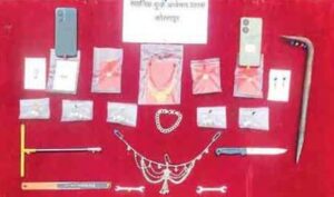 डॉक्टर बनला घरफोड्या