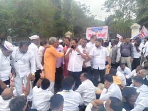 ‘टीईटी’ सक्तीविरोधात शिक्षकांचा भव्य मूक मोर्चा