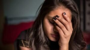 ताण, चिंता आणि नैराश्याची लक्षणे कोणती?