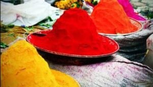 सोलापूर : देशभरातील मंदिरांत पोहोचते केमचे कुंकू