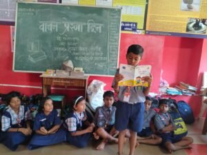 जतच्या मॉडेल स्कूलमध्ये गोष्टींतून संस्कारांची पेरणी