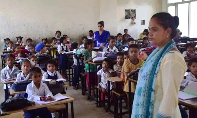 विद्यार्थ्यांचेही आता हेल्थ कार्ड