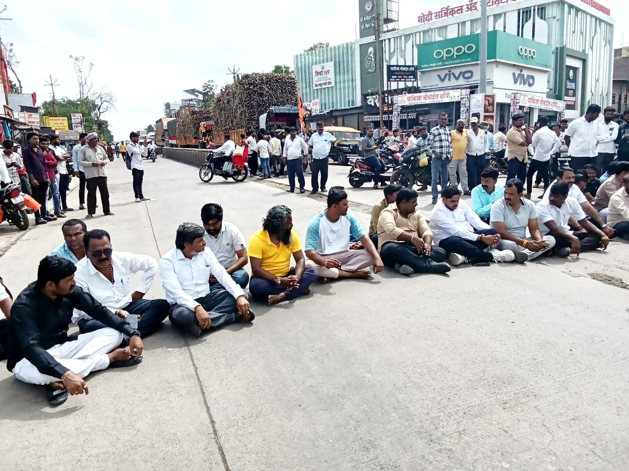 जतमध्ये पोस्टर प्रकरणावरून