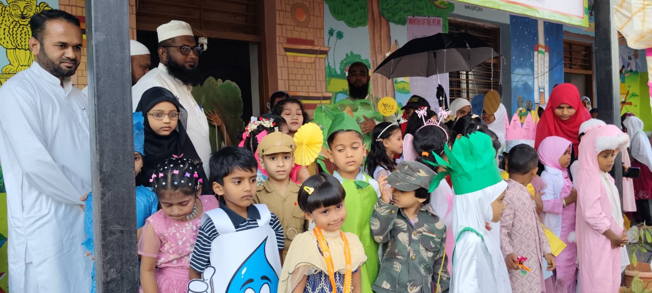 जत येथील जिल्हा परिषद उर्दू शाळेत